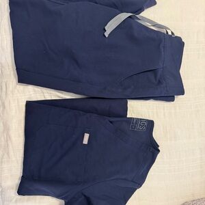 Figs Women's Navy Blue Scrub Set